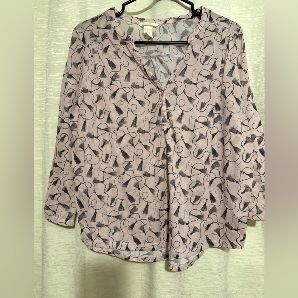 H&M Jersey women’s top size M nice design pattern!